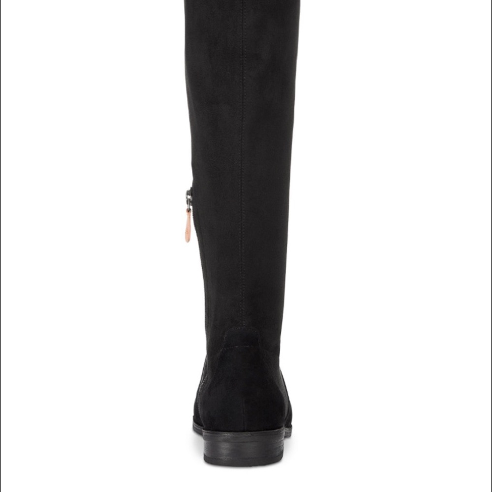Boots - Picture 5 of 9